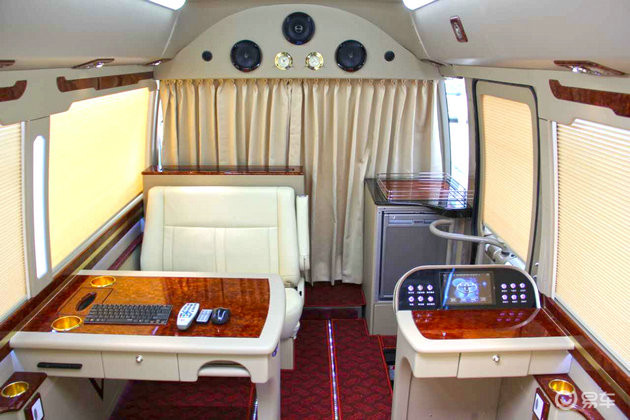 奔驰定速巡航失控,生死时速还是真实谎言_BJL平台(图1) BJL平台