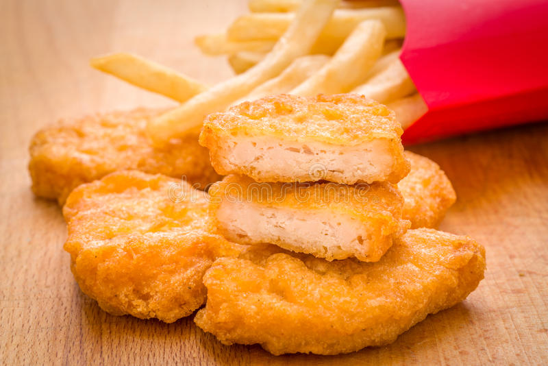 BJL平台:25家动力电池及产业链企业中报业绩预告一览(图2) BJL平台集团