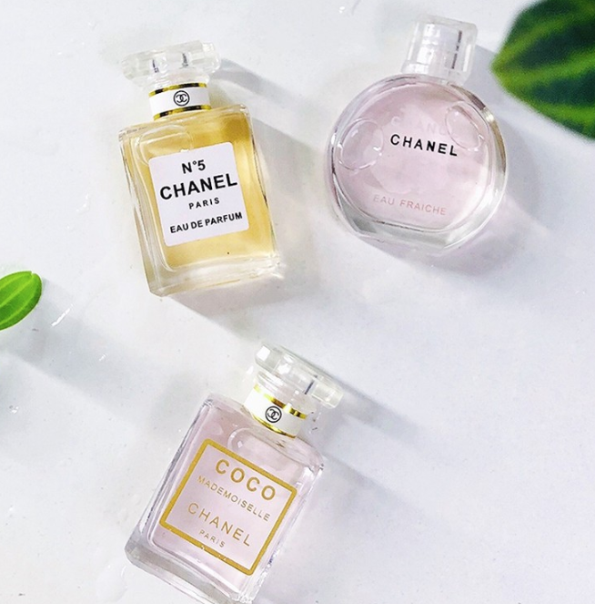 脸垮了?如何对抗面部衰老:BJL平台(图2) BJL平台集团